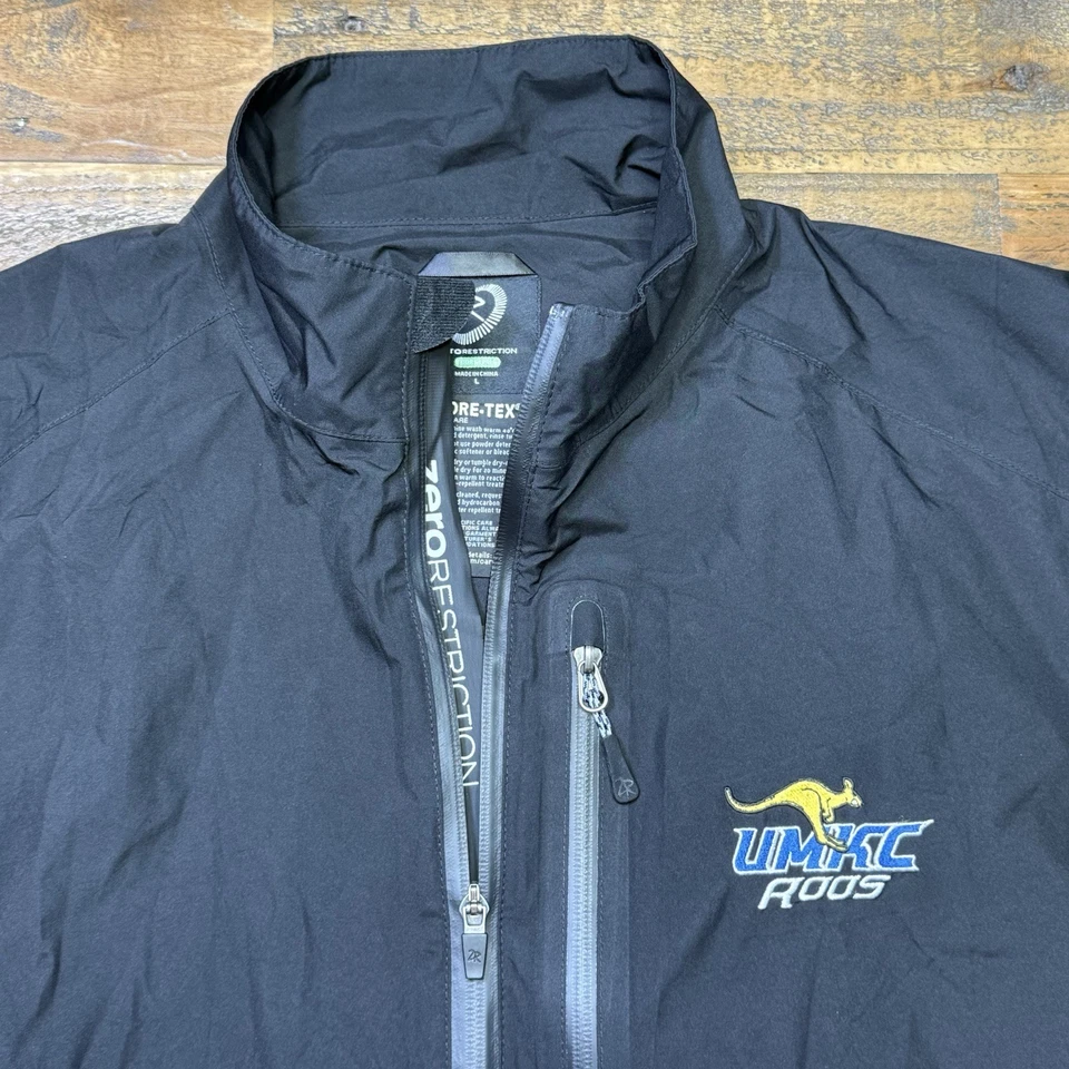 Chaleco Zero Restriction UMKC Roos 3 en 1 Gore-Tex Manga Corta y Chaqueta Para Hombres Talla L Foto 2 de 4