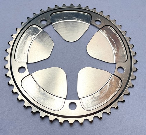 CORONA CHAINRING Stronglight 107 AERO DELTA ROAD 46 t - New 144 BCD ultrarare - Foto 7 di 10