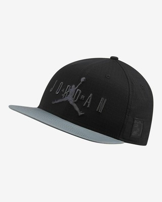 black gold nike hat