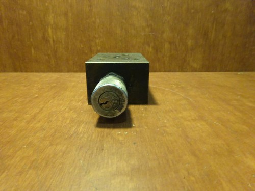 Bosch 811 103 066 regulator (no key) hydraulic - Picture 2 of 3