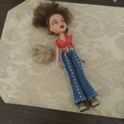 Vintage Bratz Doll 2001 MGA