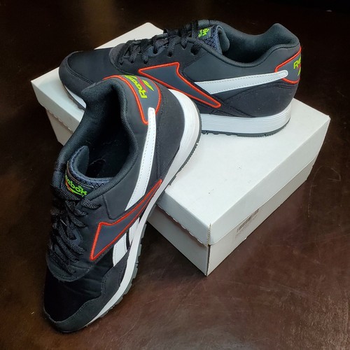 Cold Grey/Canton Red/Neon Lime | Size 