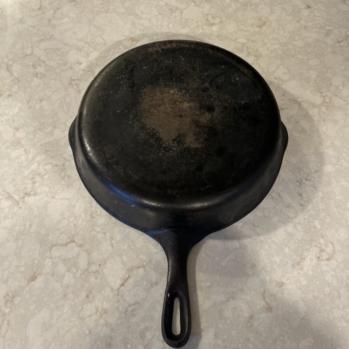 Unbranded #10 Cast Iron Skillet 11 3/4 inch Double Spout Made In USA USED READ! - Picture 5 of 9