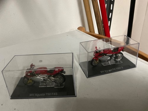 LOT 2 MODELLE MV AGUSTA !!RAR!!Wie Neu!!