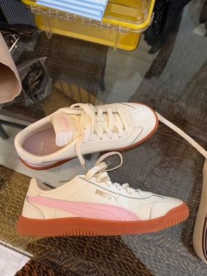womens casual sneakers size 8 new ((All 5 Pairs!!)