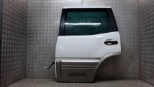 Porte arrière et accessoires Nissan TERRANO