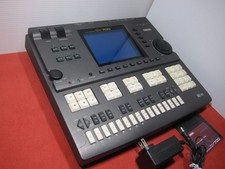 Yamaha QY700 MIDI Music Digital Sequencer Tested Very Good w/ power supply, disc