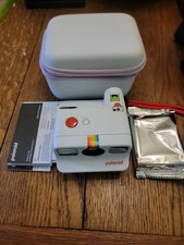 Polaroid Go White Gen 2 Instant Camera w/ Case Loaded Film,Extra Pack Of Film.