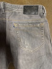 DIESEL INDUSTRY MEN DENIM THANAZ 