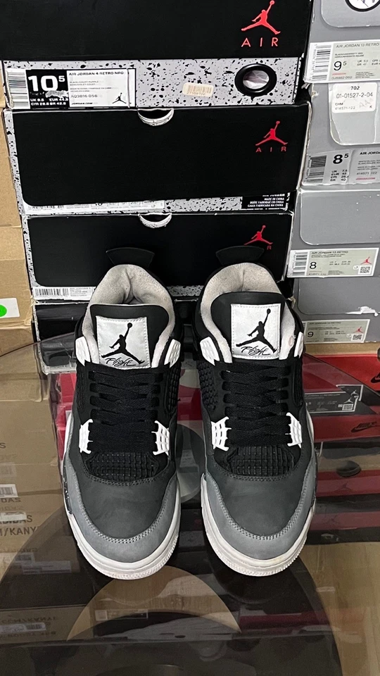 Tamanho 8.5 - Air Jordan 4 retrô 2024 Fear - Imagem 2 de 4