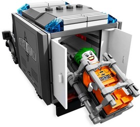 LEGO 10937 DC Super Heroes Batman Arkham Asylum Breakout BRAND NEW & SEALED 2013