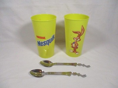 2 NESTLE NESQUIK CHOCOLATE MILK TUMBLER PLASTIC CUPS & METAL RABBIT SPOONS SET