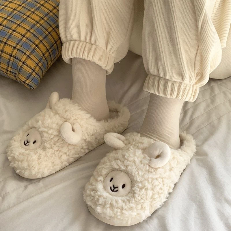 Soft deals cartoon slippers