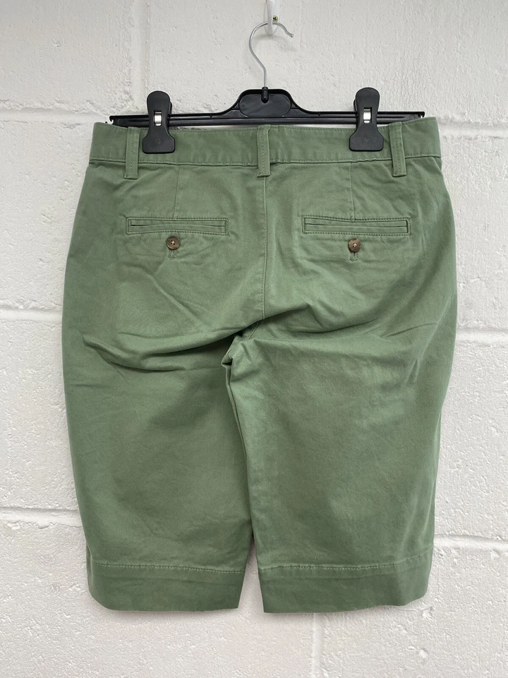 GAP Khaki Green Bermuda Shorts Ladies Size UK0 PWB2003042 - Image 2 of 4