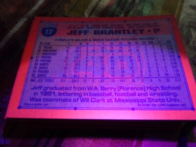 1991 TOPPS BASEBALL- LOT OF 50 (FIFTY) GLOW UV LIGHT LOGO PARALLEL RARE CARDS