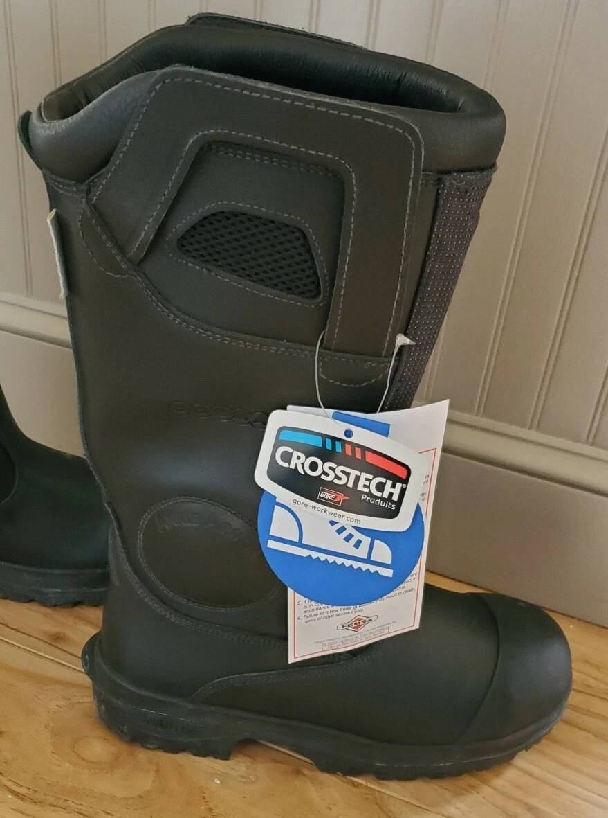 Cosmas titan top fire boots