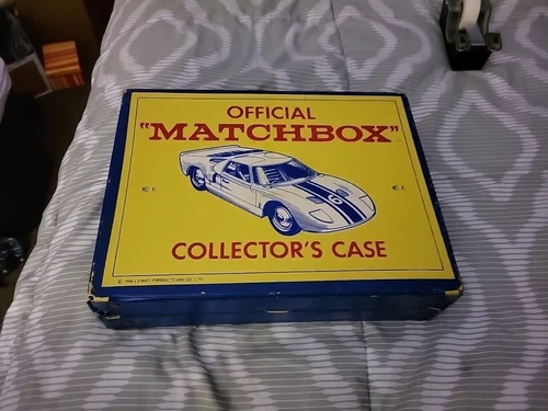 Vintage Official Matchbox Lesney Car Collectors Carry Case 1966 Rare. EMPTY!! B2