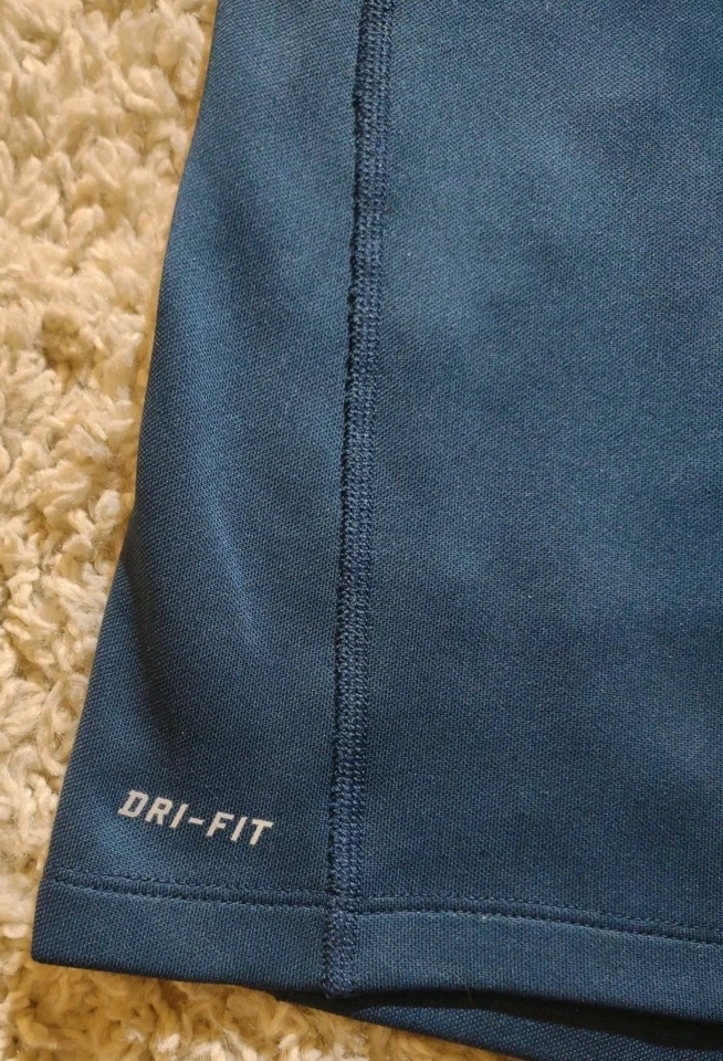 Sudadera para correr Nike para hombre L Dri Fit verde azulado 1/4 cremallera Foto 2 de 4