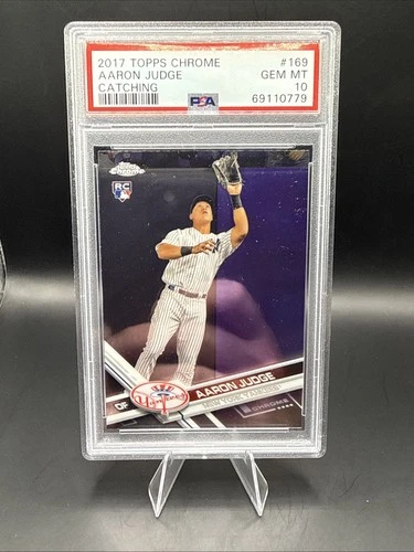 2017 TOPPS CHROME AARON JUDGE#169 ROOKIE Card RC Catching PSA 10 Gem Mint 🔥