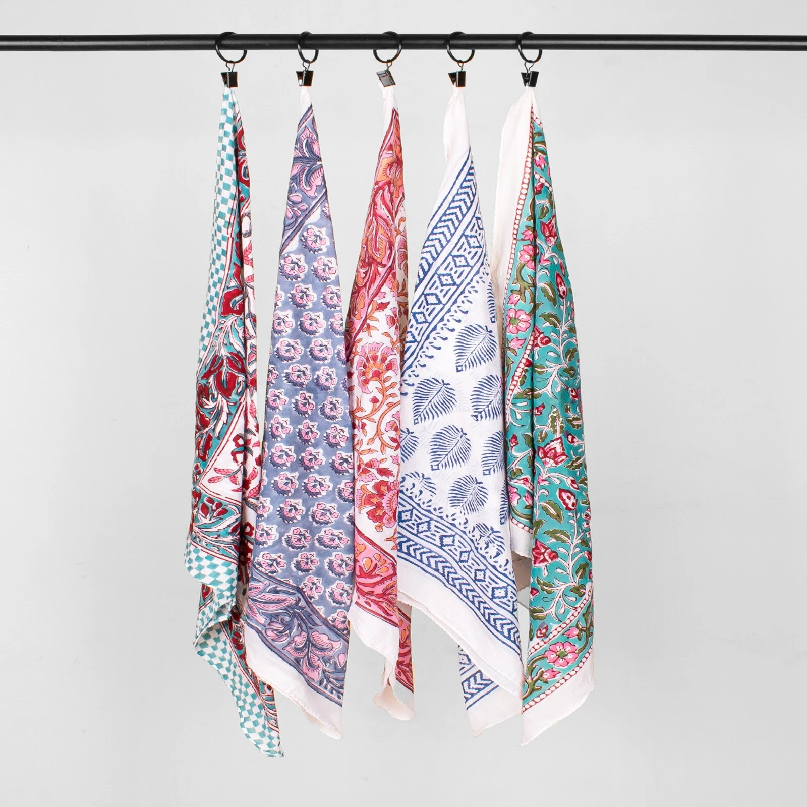EcoFriendly Washable 21x21” MultiColor Wraps for Outdoor Styling Biking Festival