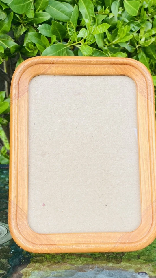 Par de marcos de fotos colgantes/caballete de madera estilo decoración cascada antigua 6x8 Foto 2 de 4