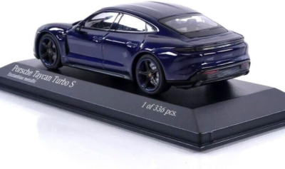1/43 Porsche Taycan Turbo S Cross 2020 Blue Metallic Model
