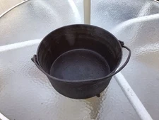 Antique 18th-19th Century Gate Mark Cast Iron Stew Pot Bean Pot