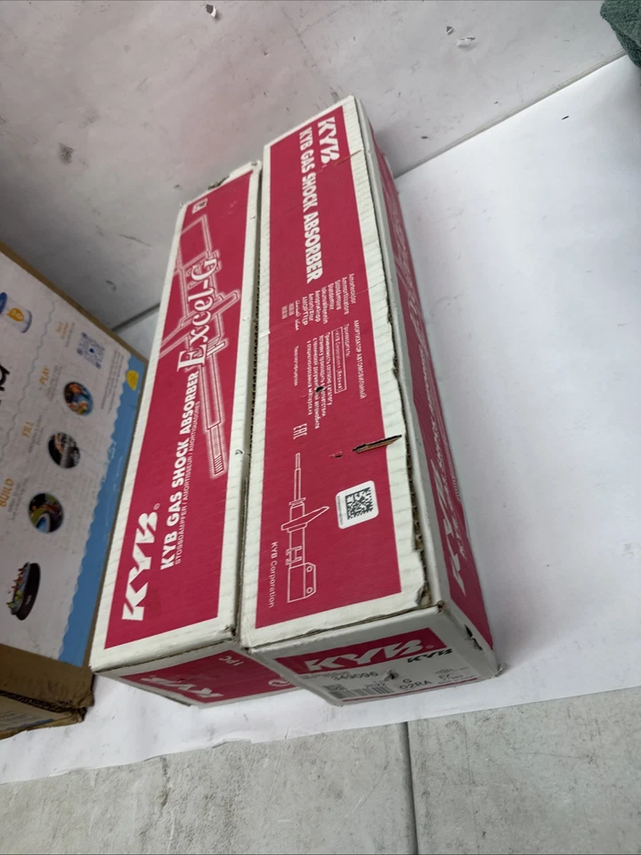 KYB 349096 Rear Shock Absorber For 2011-2012 Infiniti G25 2.5L V6 Foto 3 de 4