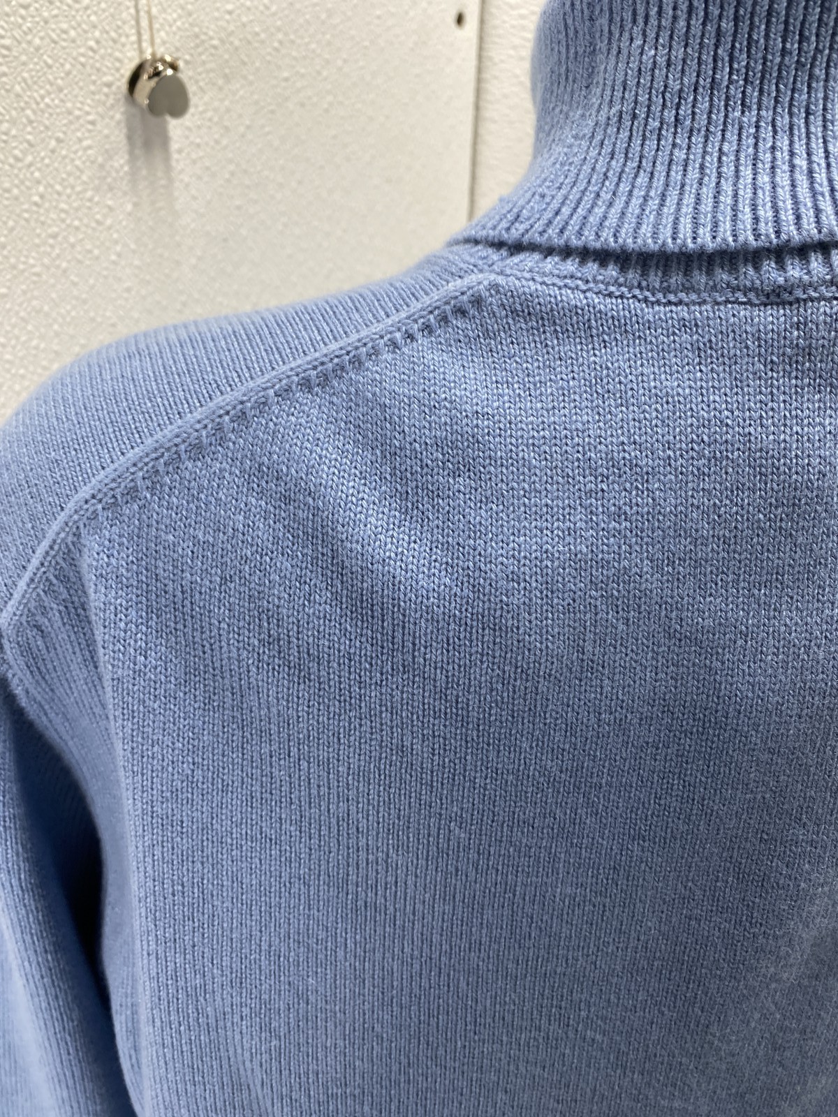 Michael Kors Womens Soft Cashmere Turtleneck Sweater Size L Lake Blue thumbnail 9