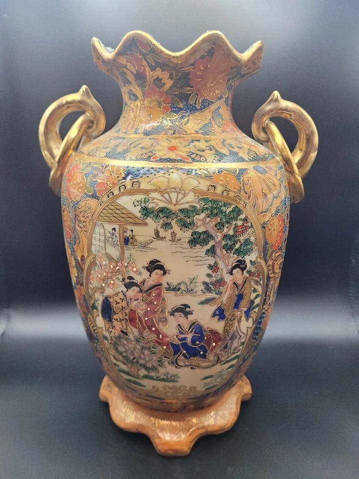Vintage Large Chinese Urn Vase Satsuma 11" Tall B Geisha Girls - Image 3 of 4