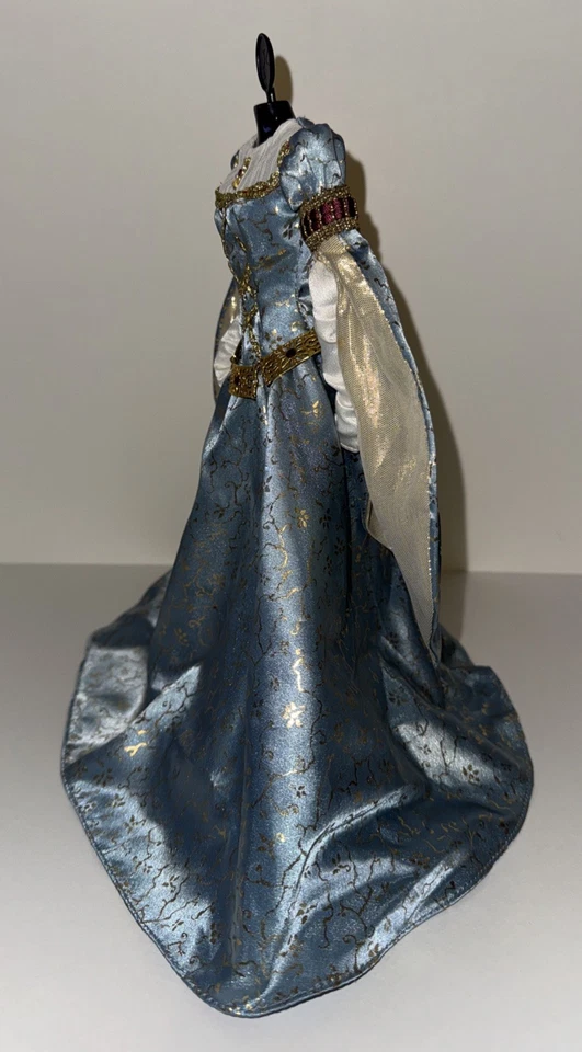 Vestido Barbie Edad Medieval Ginebra solamente Foto 4 de 4