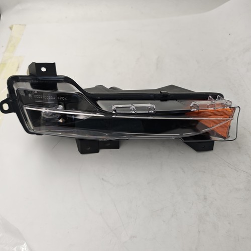 Front Fog Light Right Side for Tesla Model 3 2017-2023 / Model Y 2020-2024 - Picture 4 of 9
