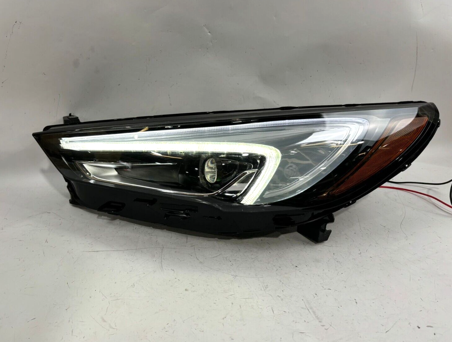 20182021 BUICK ENCLAVE HEADLIGHT ASSEMBLY OEM LEFT DRIVER SIDE