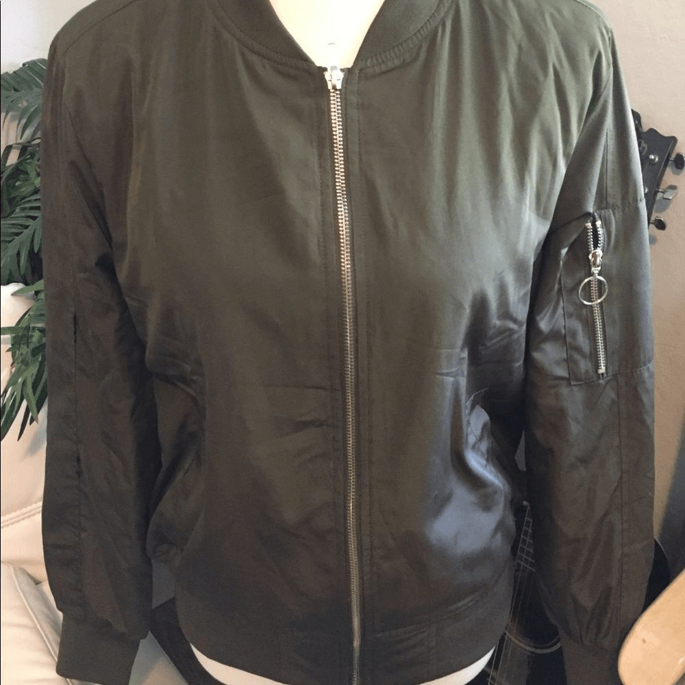Euc! Casting LA Full Zip Jacket L - image 5