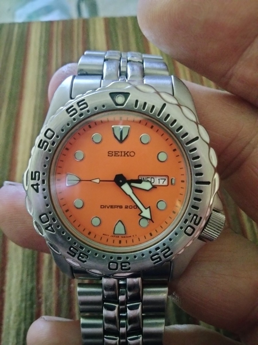 Seiko divers 200m 腕時計 SEIKO Quartz Divers 200M Orange Dial SHC051 7N36-6A49 Wrist 6.5 In