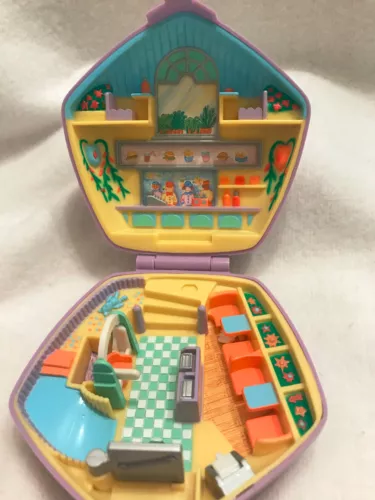 Polly Pocket Fast Food Diner Restaurant 1992 Purple Complete Compact Vintage