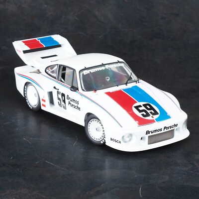 Brumos Porsche 911 ミニカー 1/18 s-l400.jpg