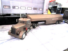 PETERBILT 281 TV Kino " Duell " Tankauflieger 1966 rus Truck LKW TTR038 IXO 1:43