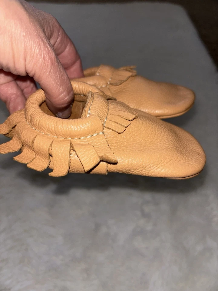 Freshly picked toddler sz. 4 classic leather moccasin shoes. Great pair - Image 3 of 4