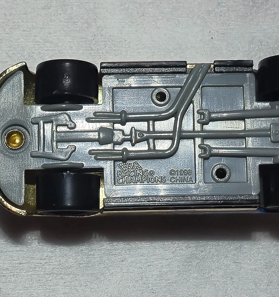 Vintage Racing Champions 1996 NASCAR Country Gold 50 aniversario modelo 1:61 Foto 4 de 4