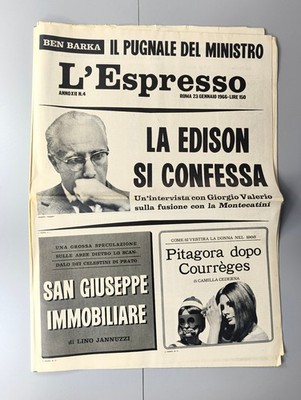 L'ESPRESSO 23. Januar 1966 Ursula Andress-Courreges-Sandra Milo-Vendhell