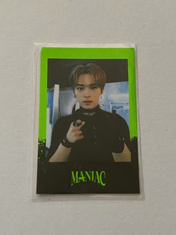 straykids maniac ポラロイド STRAY KIDS MANIAC OFFICIAL MERCH PREORDER POLAROID LEE KNOW