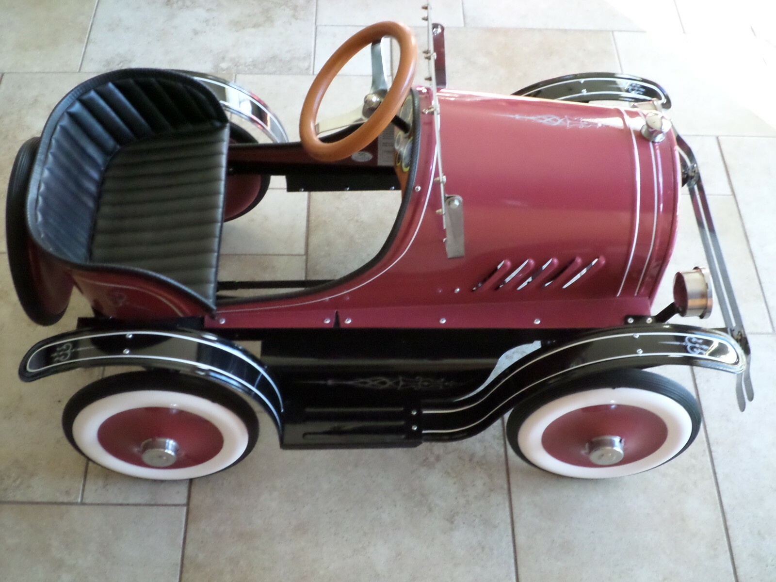 dexton classic pedal car