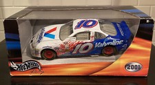 Hot Wheels Racing 2001 NASCAR PONTIAC Johnny Benson 10 Valvoline 1:24   NEW 