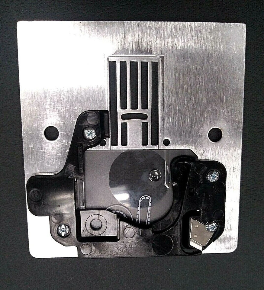 Needle Plate   #416479101   Pfaff Ambition 1.0, 1.5; Quilt Ambition 2.0 and Ambi - Bild 2 von 2