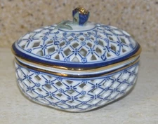 (JW) VTG Cobalt Blue White Gold Porcelain Potpourri Dish Trinket Bowl w/Rose Lid