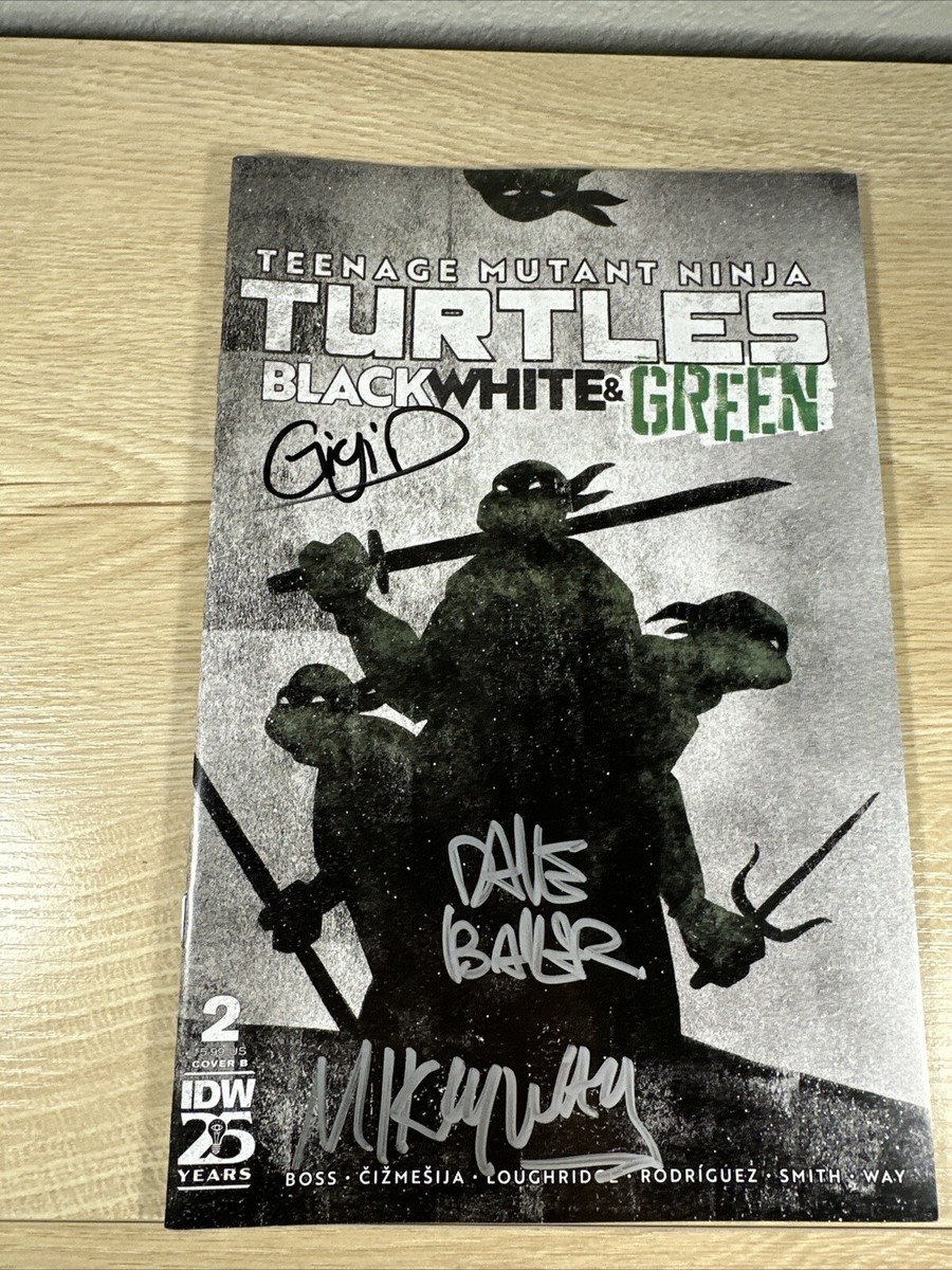 Signed Mikey Way TMNT BLACK WHITE & Green Comic SDCC Dark Horse