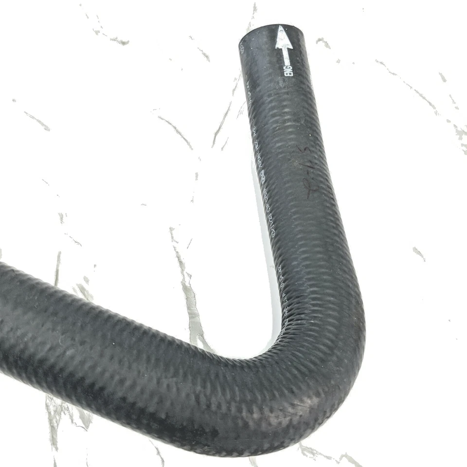 Manguera de radiador inferior Motorcraft KM4983 se adapta a Ford Explorer Mercury Mountaineer Nuevo de Lote Antiguo Foto 3 de 4