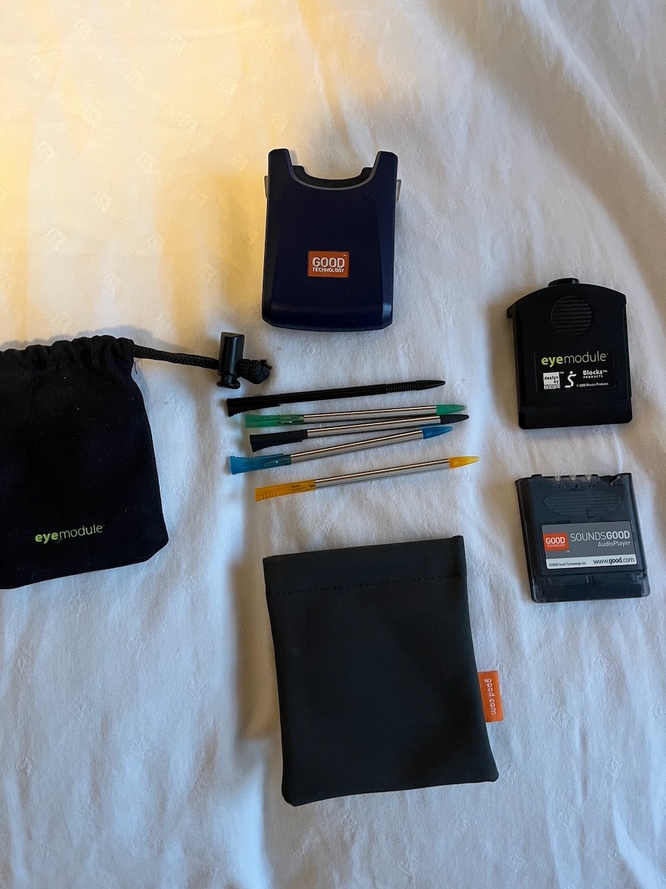 Handspring Visor Bundle: Eyemodule SoundsGood Audio player, Styli and Holder