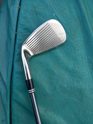 Cleveland HiBore 41º 9 iron Regular Flex Steel Shaft Cleveland Grip - Picture 3 of 4